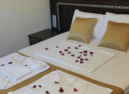 Guler Butik Hotel เบลดิบี ภายนอก รูปภาพ