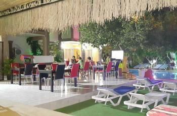 Guler Butik Hotel เบลดิบี ภายนอก รูปภาพ