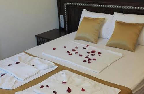 Guler Butik Hotel เบลดิบี ภายนอก รูปภาพ